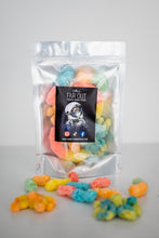 Load image into Gallery viewer, Octonauts - Freeze dried &quot;Sour Gummy Octopus&quot;
